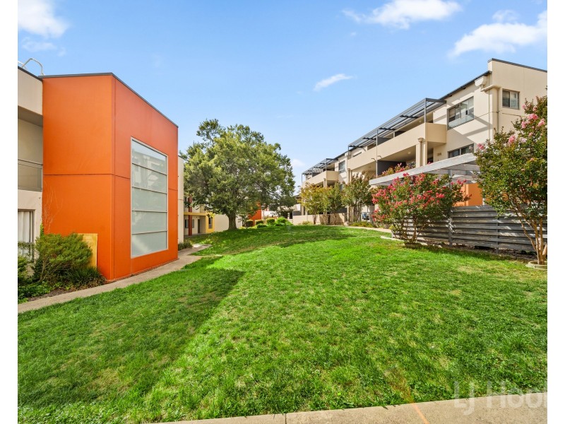 17B/17 Uriarra Road, Queanbeyan NSW 2620