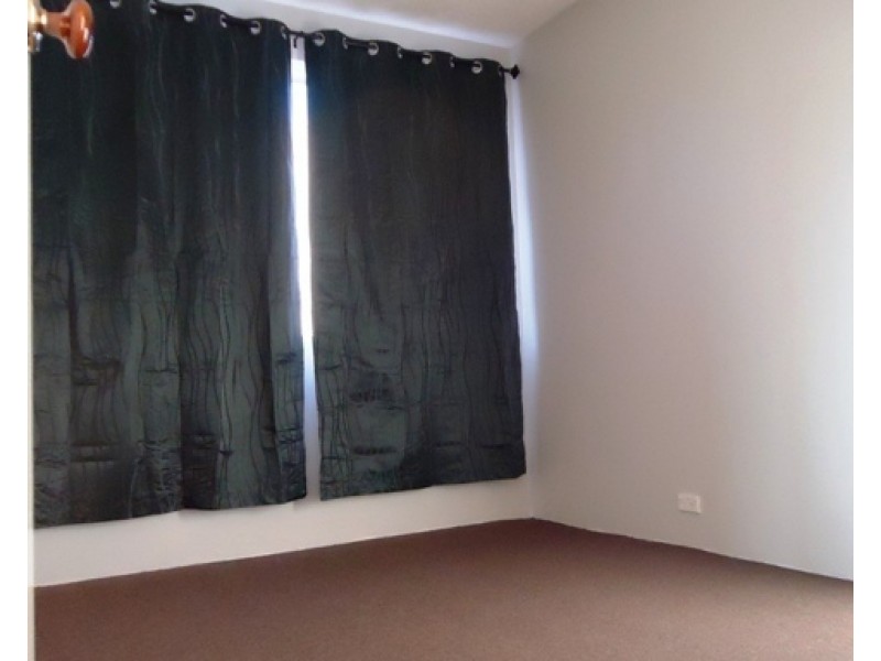 12/74 Collett Street, Queanbeyan NSW 2620