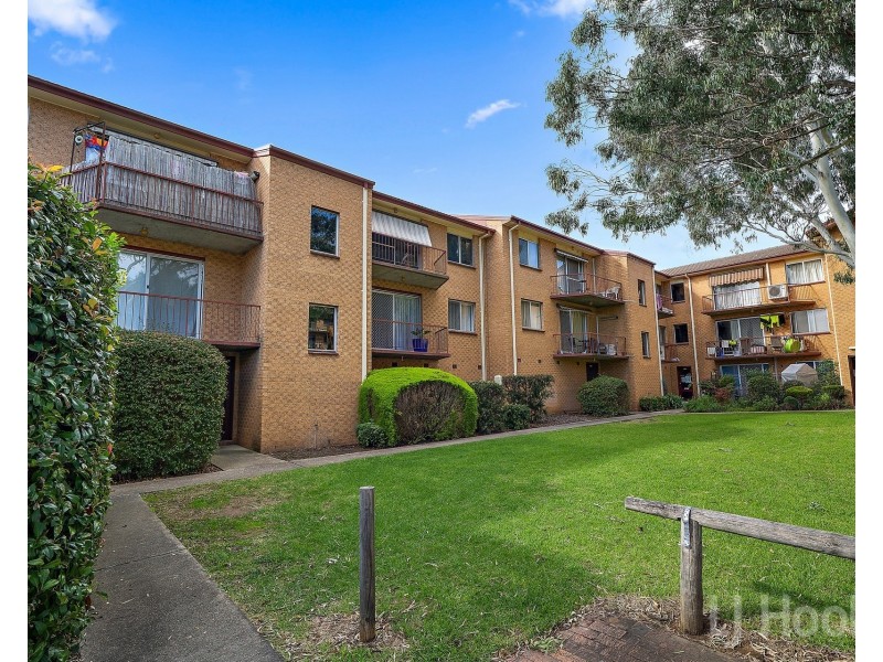 14/17 Mowatt Street, Queanbeyan East NSW 2620