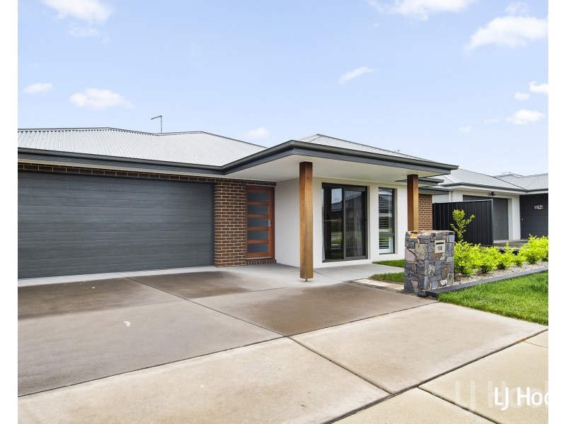 108 Weatherstone Circuit, Googong NSW 2620