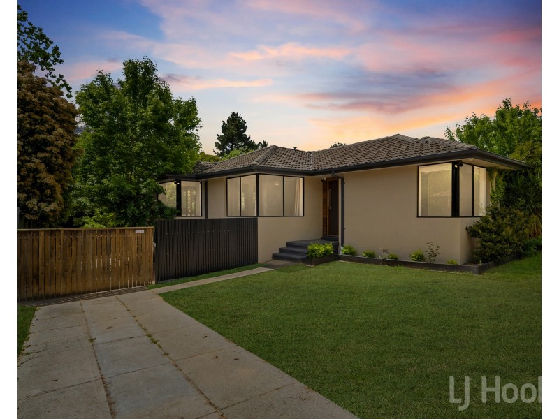 35 Malcolm Road, Karabar NSW 2620