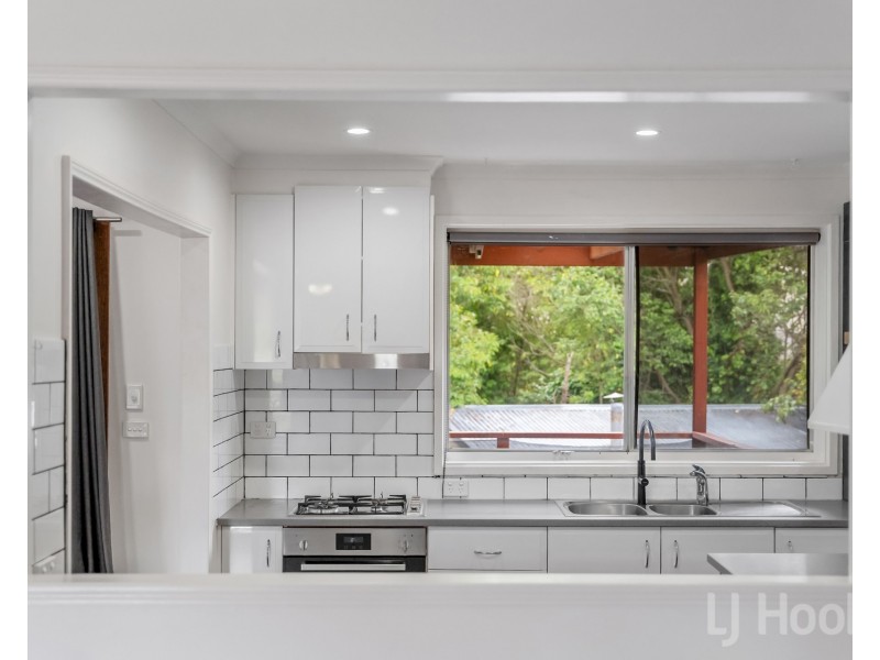 35 Malcolm Road, Karabar NSW 2620