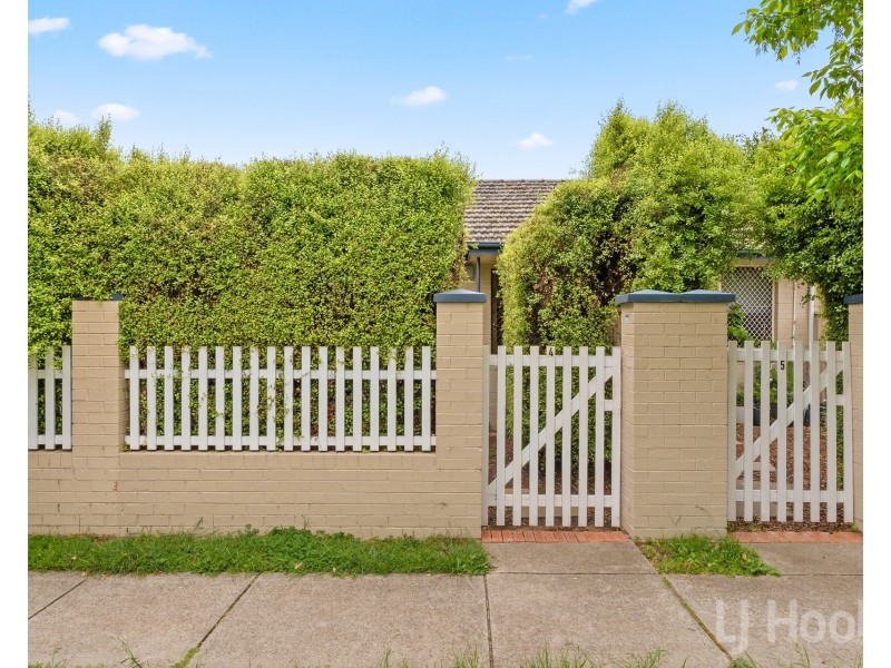 4/7-11 Broughton Place, Queanbeyan NSW 2620