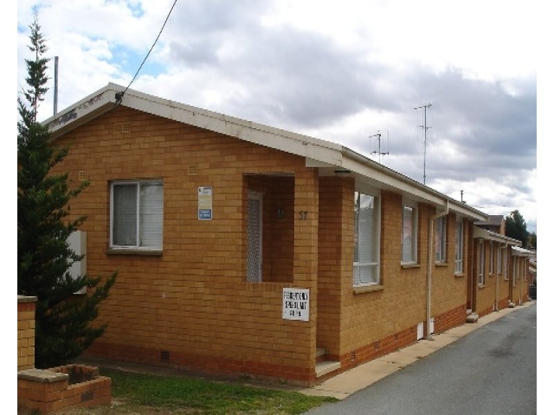 4/37 Morton Street, Queanbeyan NSW 2620