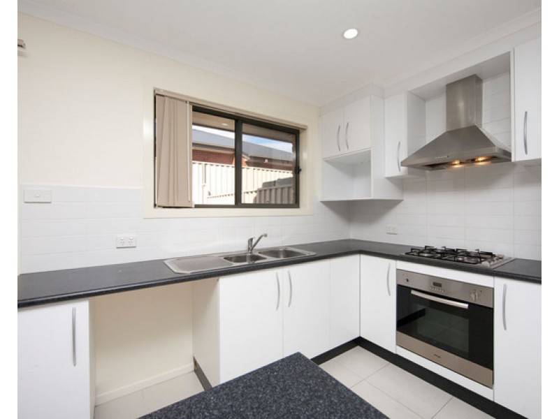 2/3-5 Geebung Place, Queanbeyan NSW 2620