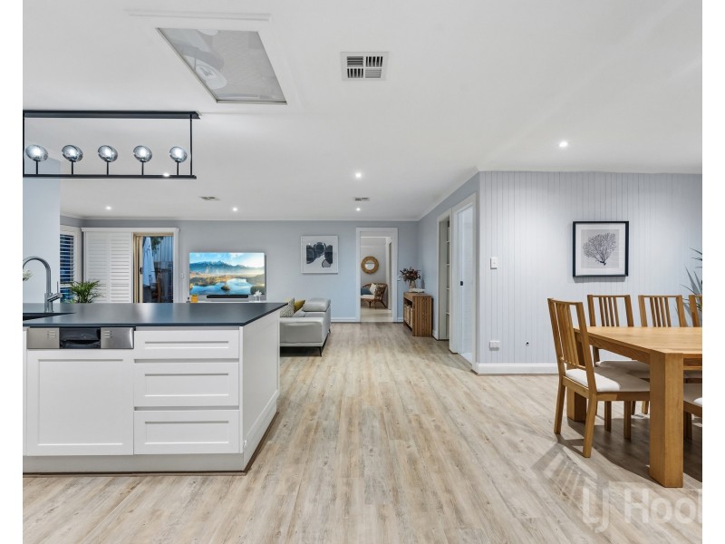 13 Wangara Crescent, Queanbeyan West NSW 2620