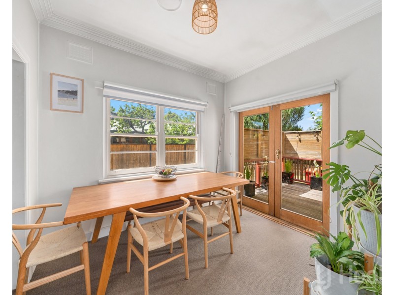 18 Morton Street, Queanbeyan NSW 2620