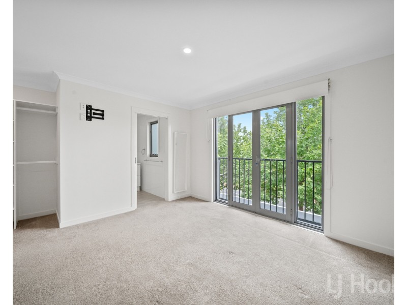 168 Gorman Drive, Googong NSW 2620