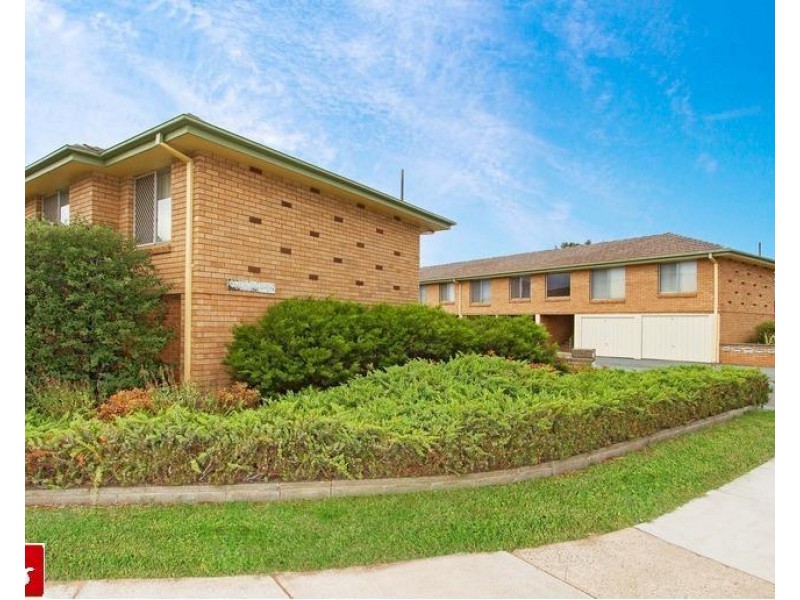 11/2 Donald Road, Queanbeyan NSW 2620