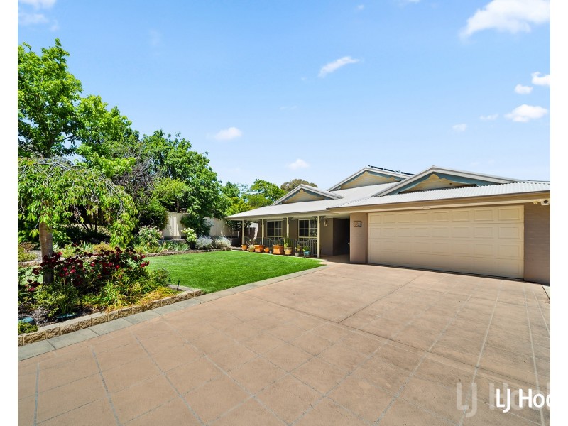 87 Ironbark Circuit, Jerrabomberra NSW 2619