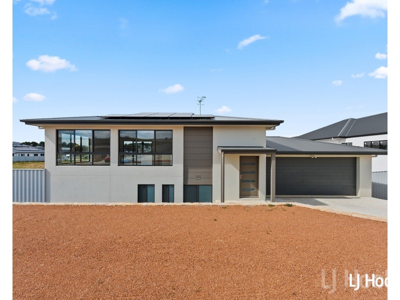 48 Birchfield Drive, Bungendore NSW 2621