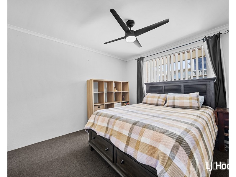 2/69 Donald Road, Queanbeyan NSW 2620