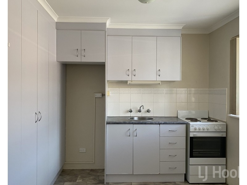 6/20 Trinculo Place, Queanbeyan NSW 2620