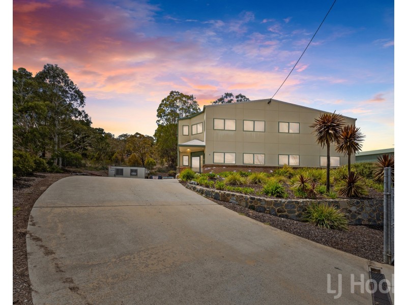 9 Penney Place, Queanbeyan East NSW 2620