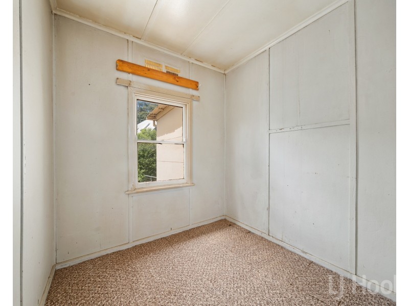 15 Braidwood Road, Captains Flat NSW 2623