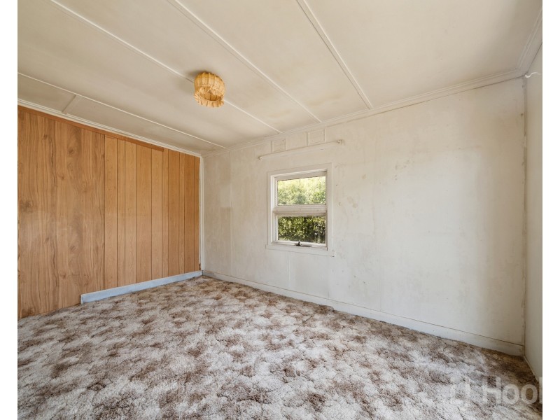 15 Braidwood Road, Captains Flat NSW 2623