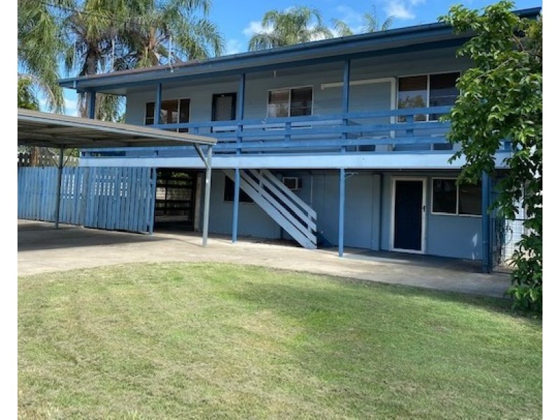 6 Beardmore Crescent, Dysart QLD 4745