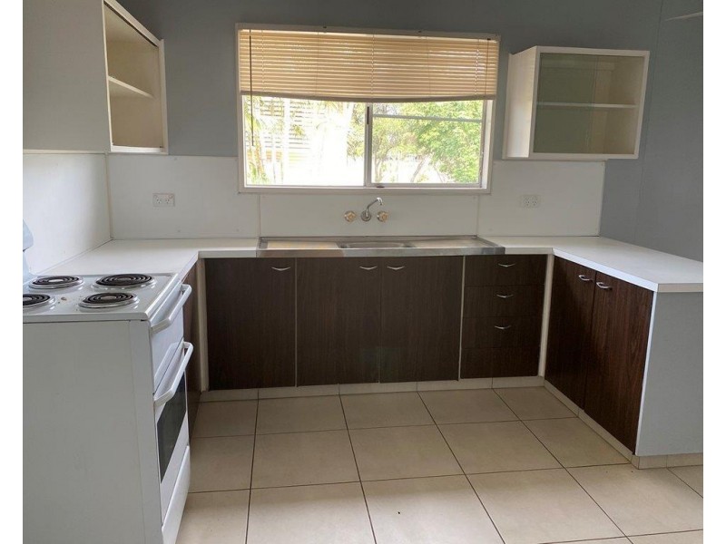 6 MacDonald Street, Dysart QLD 4745