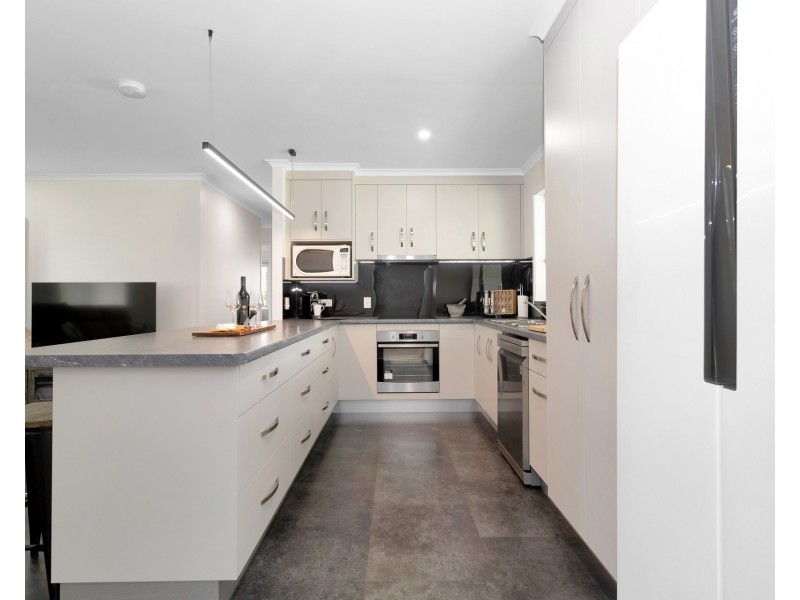 36 Tropical Avenue, Andergrove QLD 4740