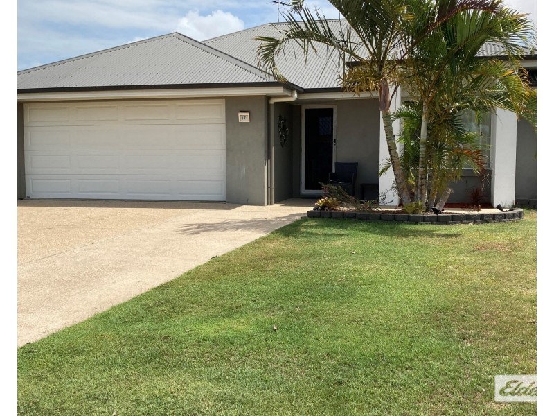 17 Williamtown Court, Rural View QLD 4740