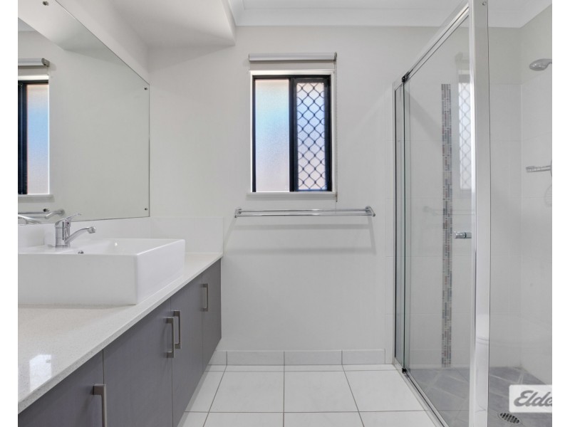 1 Mulcahy Crescent, Eimeo QLD 4740