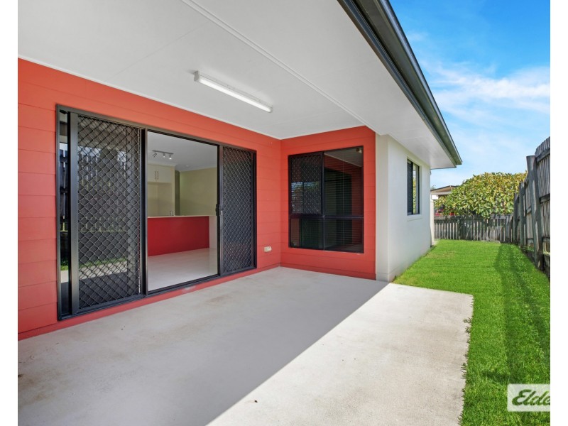 1 Mulcahy Crescent, Eimeo QLD 4740