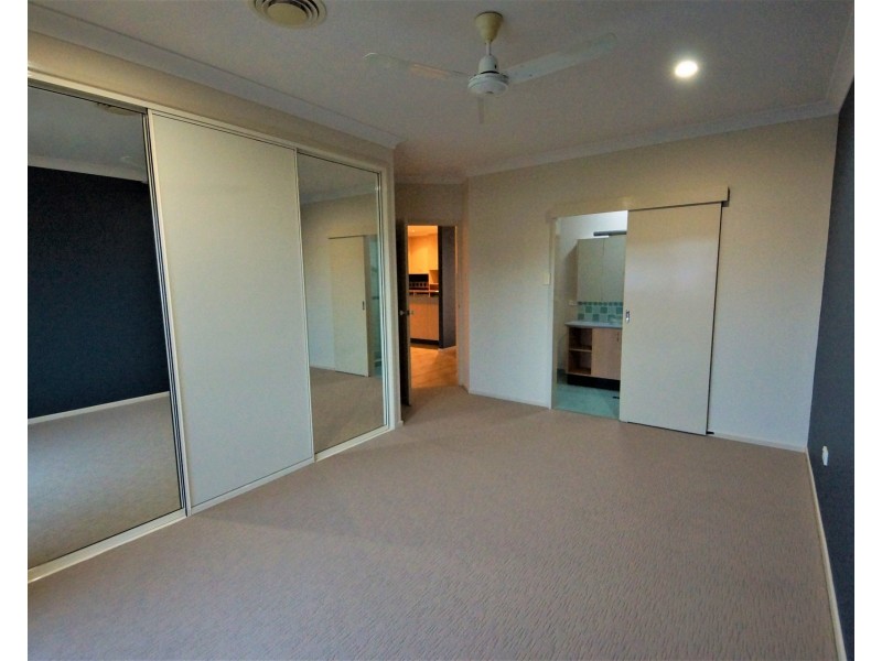 4/187 Alfred Street, Mackay QLD 4740