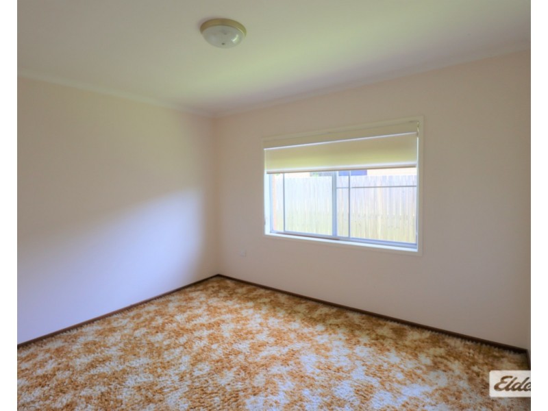 6 Churchill Avenue, Ooralea QLD 4740