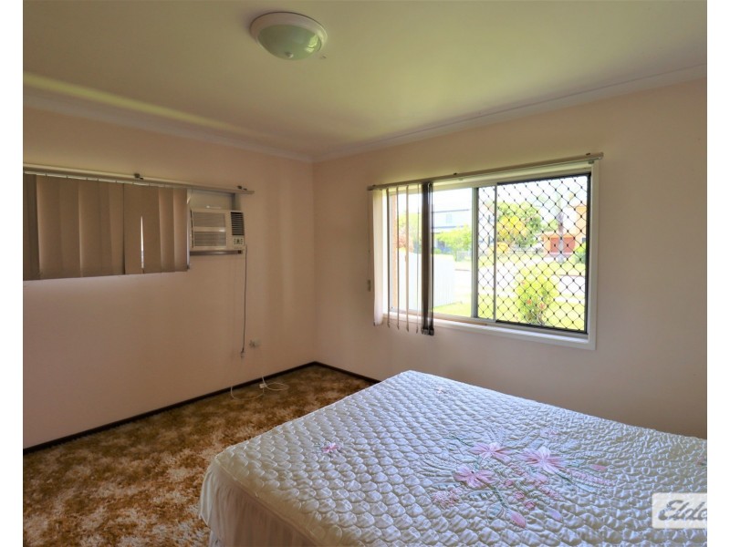 6 Churchill Avenue, Ooralea QLD 4740