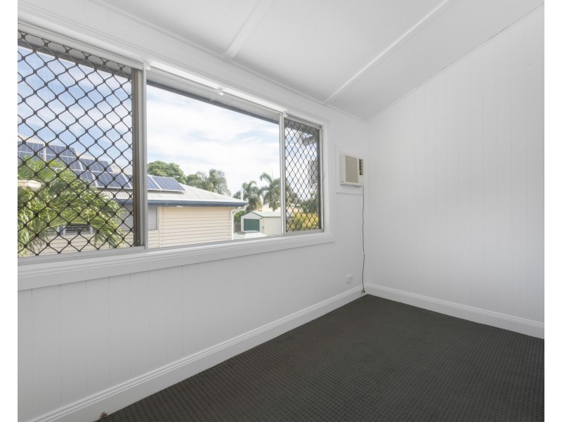 16 Hucker Street, Mackay QLD 4740