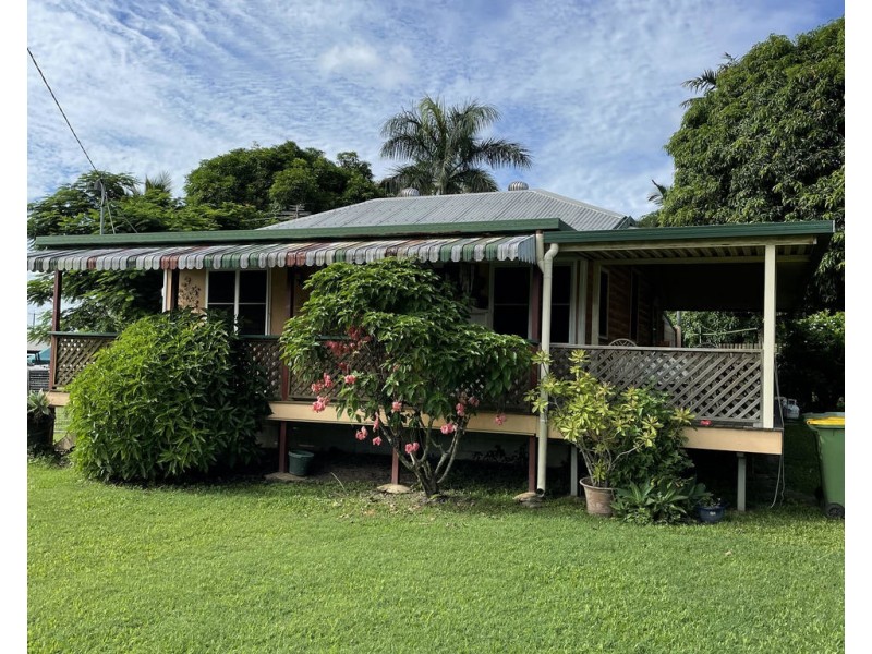 5 Langdon Street, Sarina QLD 4737