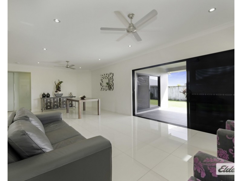 1 Primavera Boulevard, Beaconsfield QLD 4740