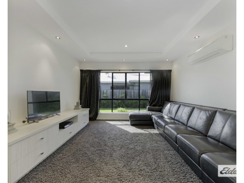 1 Primavera Boulevard, Beaconsfield QLD 4740