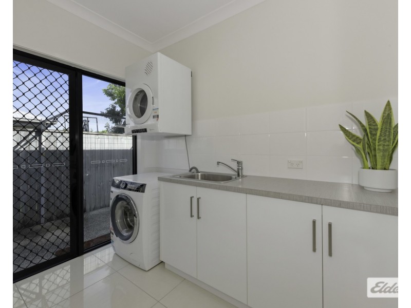 1 Primavera Boulevard, Beaconsfield QLD 4740