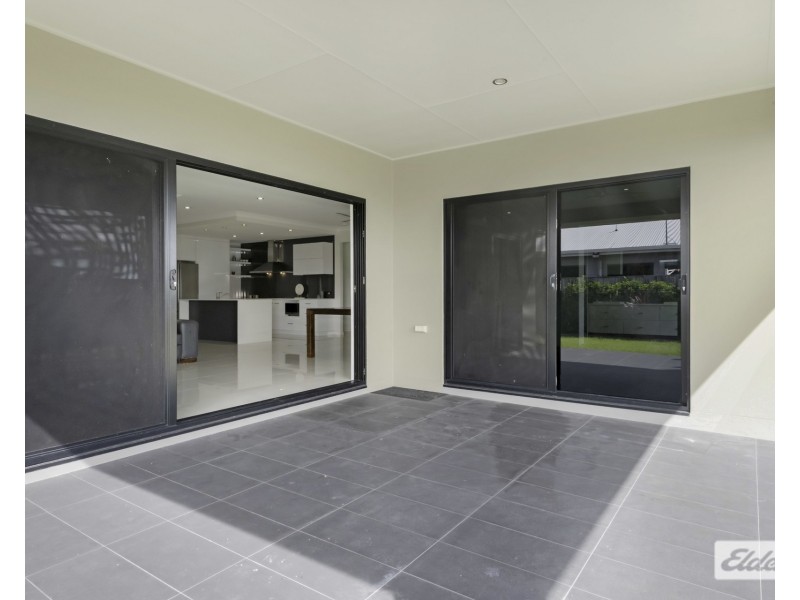 1 Primavera Boulevard, Beaconsfield QLD 4740