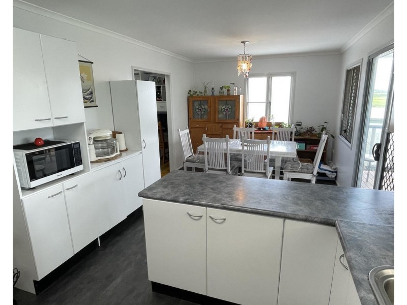 14 Pitkin Street, Walkerston QLD 4751