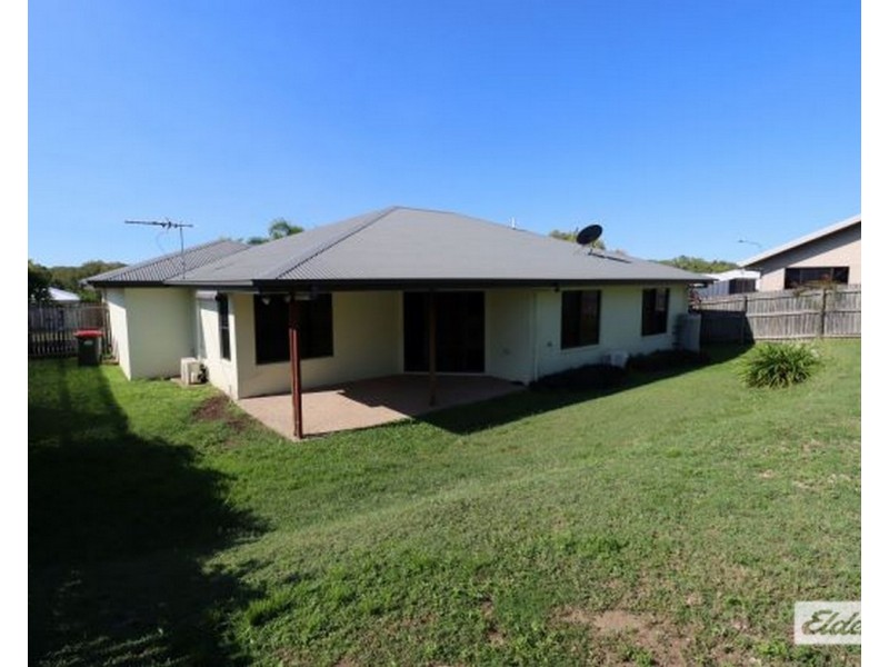 3 Townsend Street, Bucasia QLD 4750