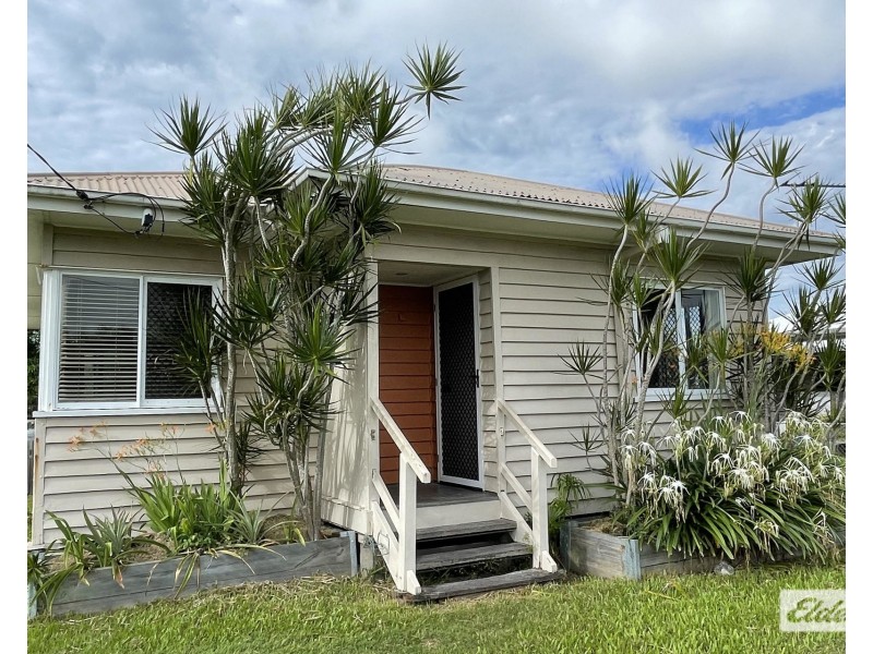24 Creek Street, North Mackay QLD 4740