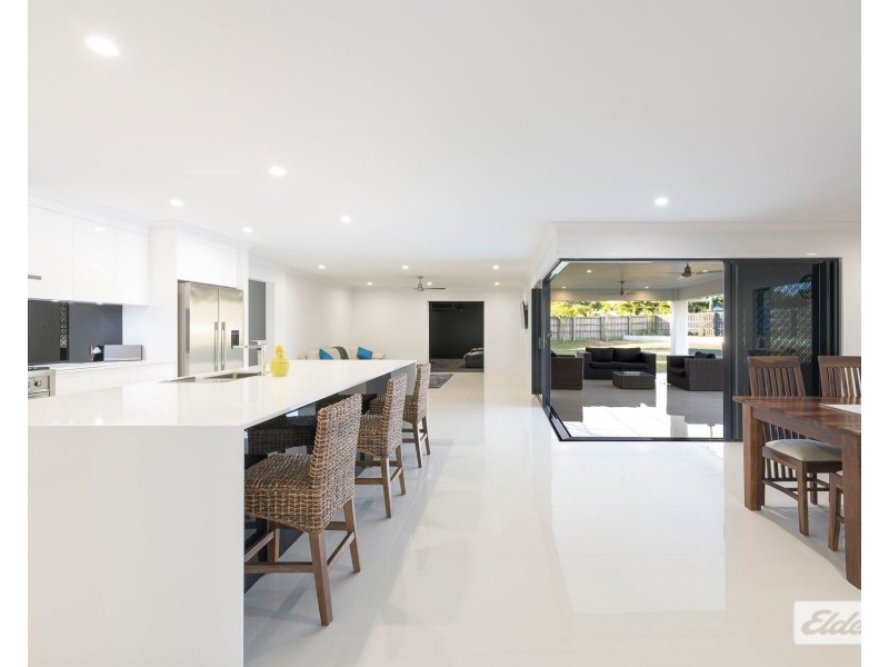 13 Midras Place, Bucasia QLD 4750