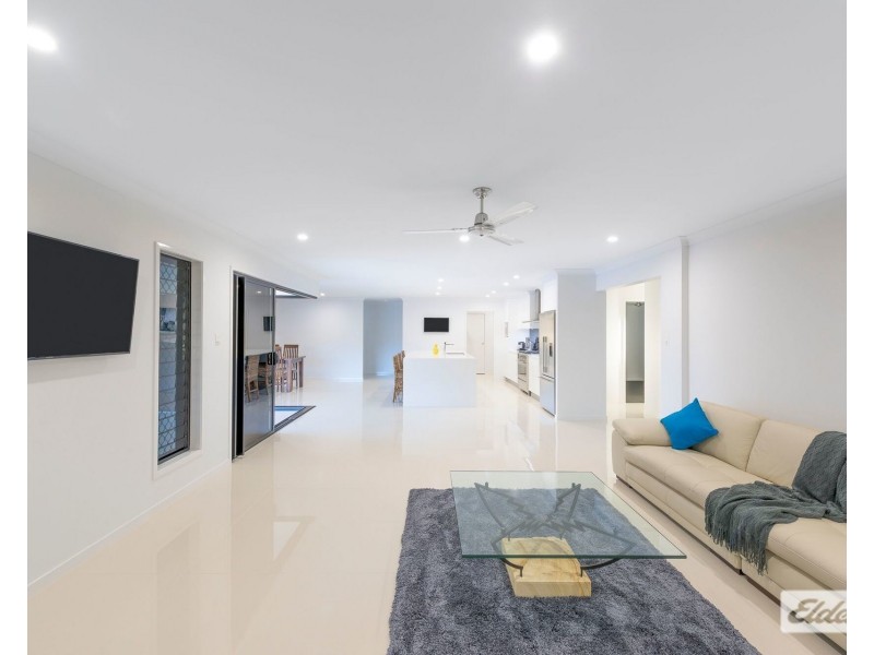 13 Midras Place, Bucasia QLD 4750