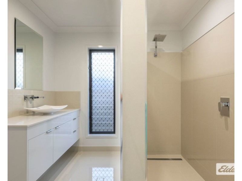13 Midras Place, Bucasia QLD 4750