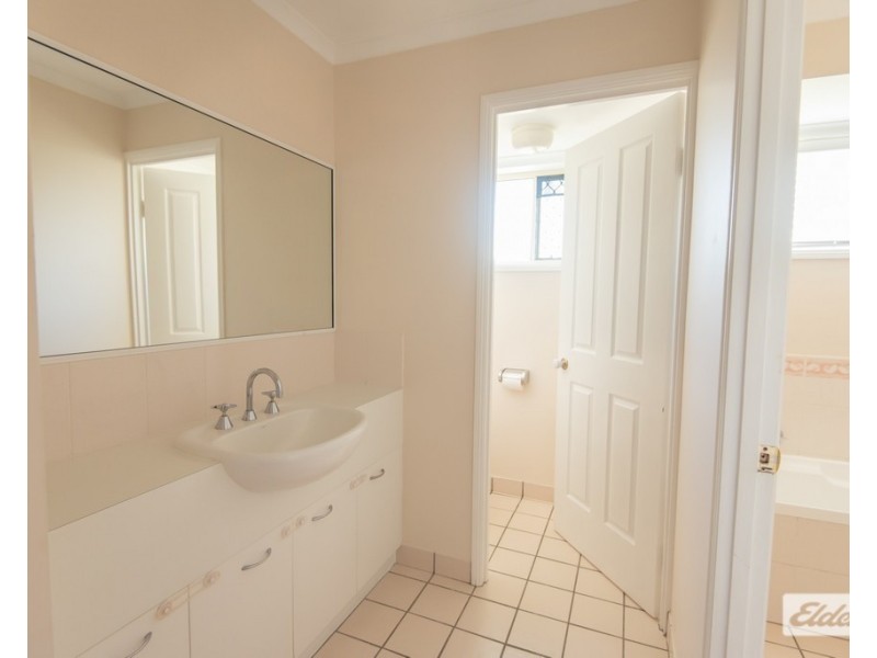 39 Caledonian Drive, Beaconsfield QLD 4740