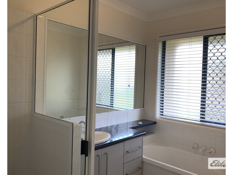16 Angelina Avenue, Glenella QLD 4740