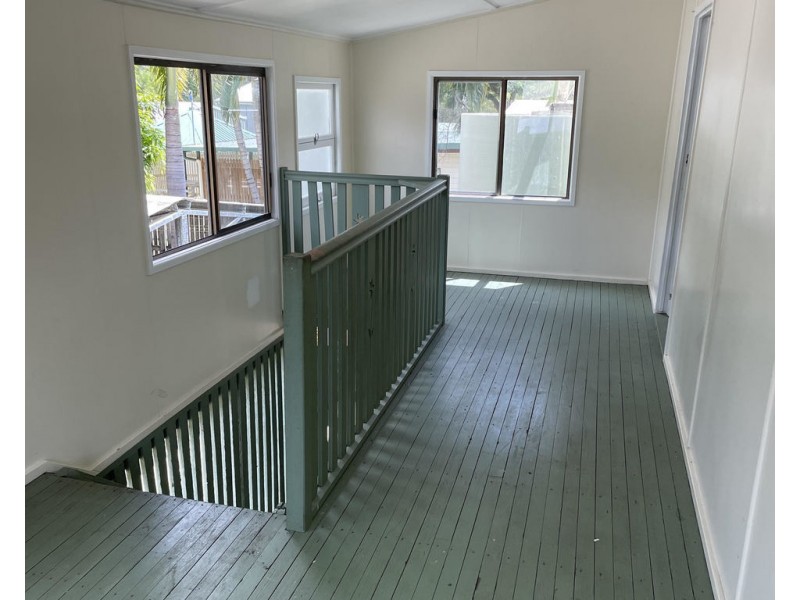 56 Walsh Avenue, Seaforth QLD 4741