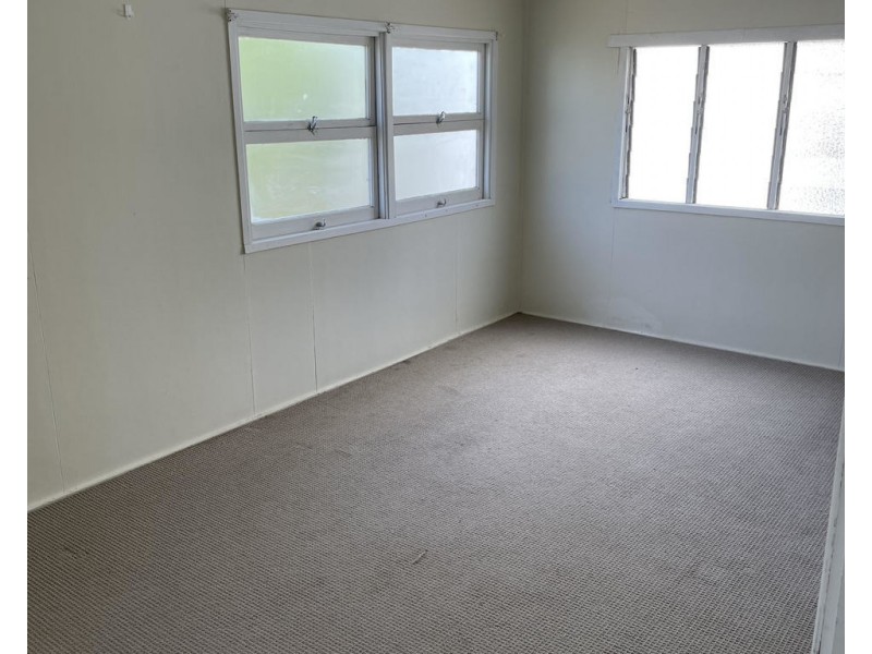 56 Walsh Avenue, Seaforth QLD 4741