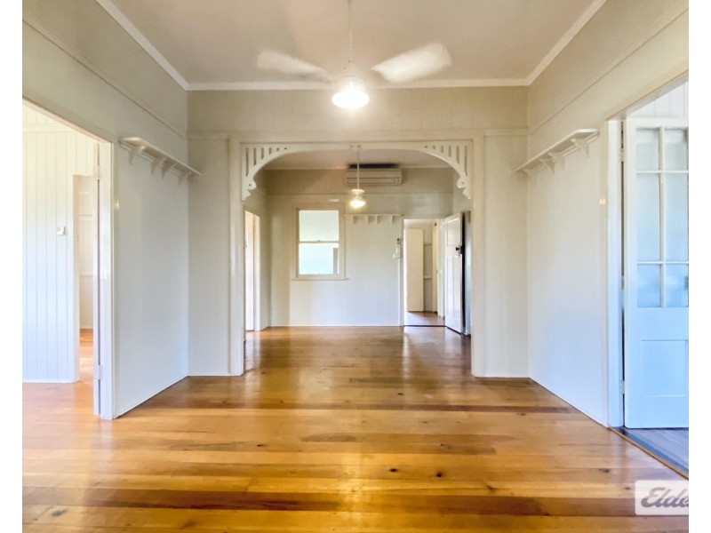 10 Duncan Street, West Mackay QLD 4740