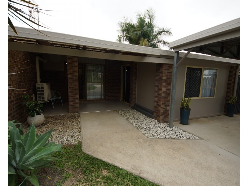 2/18 Loudon Street, Mount Pleasant QLD 4740