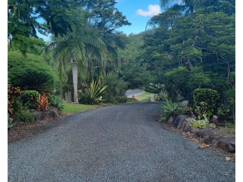 1189 Yakapari-Seaforth Road, Mount Jukes QLD 4740