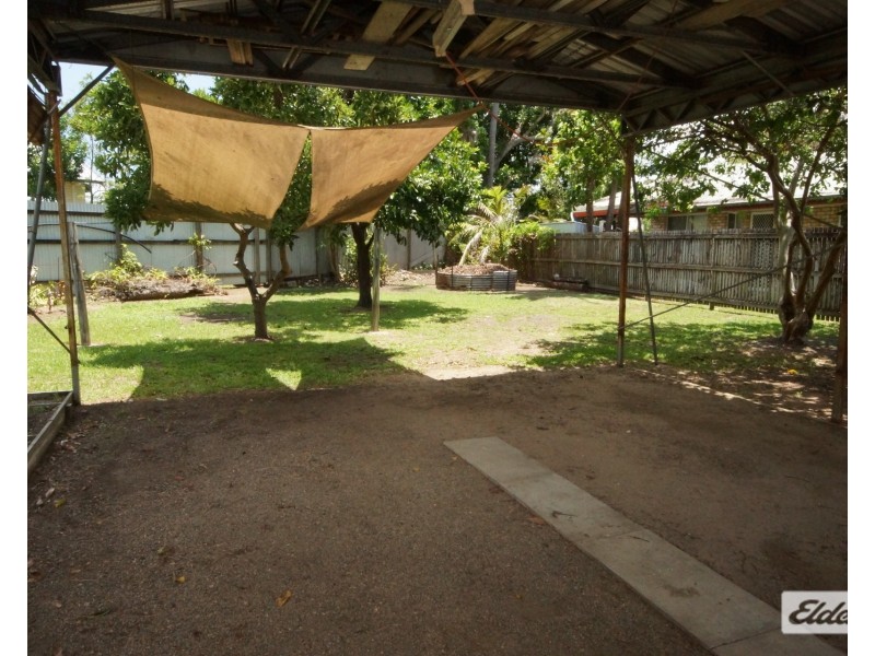8 Taylor Street, West Mackay QLD 4740