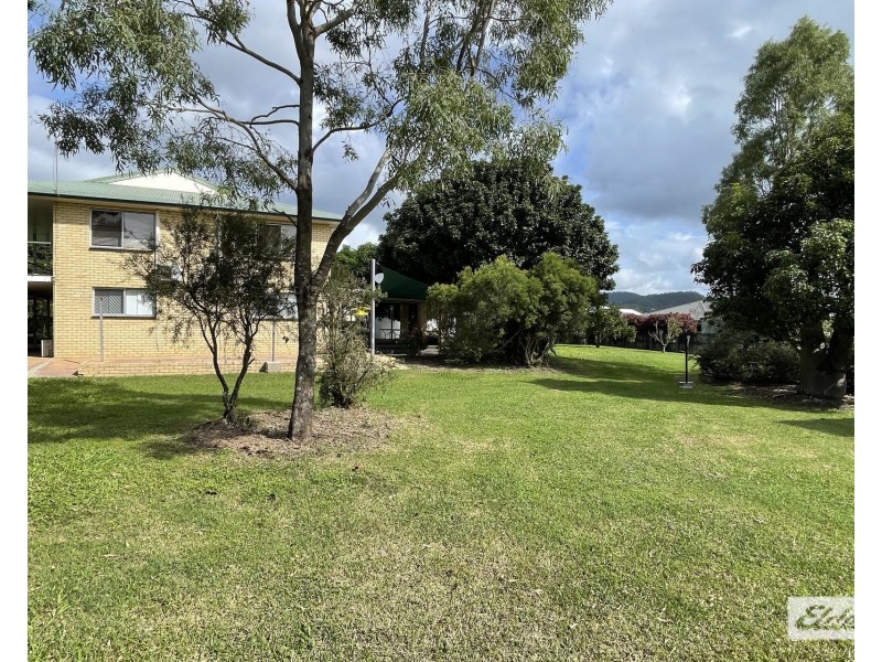 15 Cemetery Road, Sarina QLD 4737